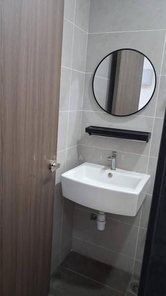 Kediaman Servis untuk Disewa di Twin Tower Residence - Linda Lee - Bathroom - PropertyGuru.com.my