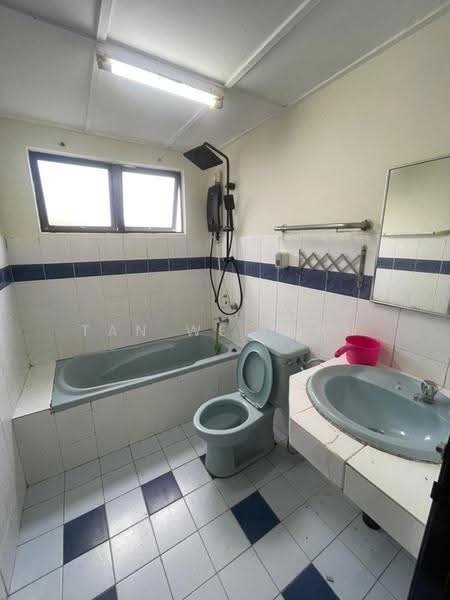 Condominium for Sale at Chancellor - Tan Wei Han - Bathroom - PropertyGuru.com.my