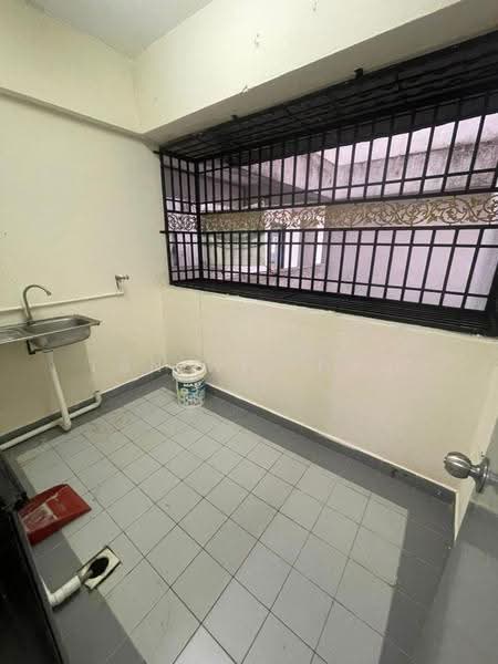 Condominium for Sale at Chancellor - Tan Wei Han - Balcony - PropertyGuru.com.my