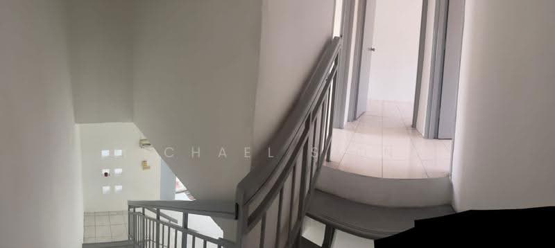 Rumah Teres 2-Tingkat untuk Disewa di Taman Desa Mas (Rawang) - Michael Siong - Corridor - PropertyGuru.com.my
