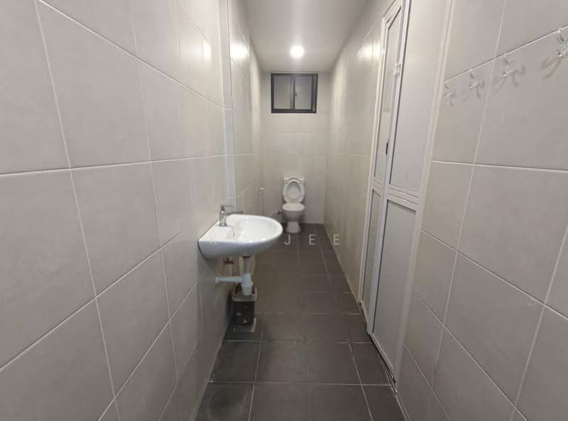 Pangsapuri untuk Dijual di Stutong Tiarra 2 - KC Jee - PropertyGuru.com.my