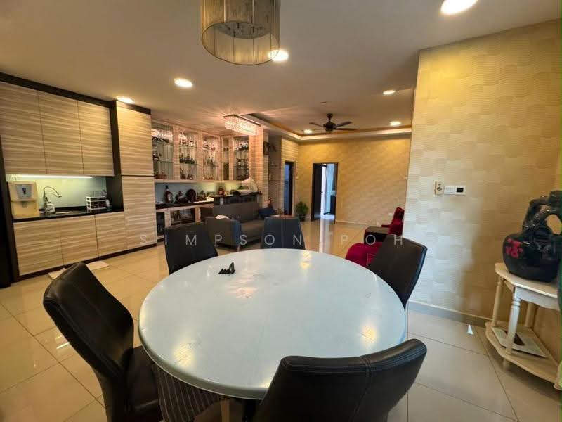 Cluster House for Sale in Mutiara Rini (Skudai) - Simpson Poh - Dining Room - PropertyGuru.com.my