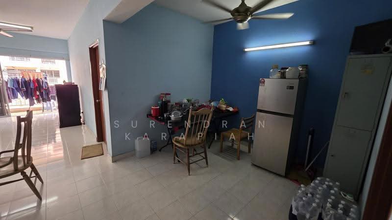 Apartment for Sale at Sri Gotong Apartment - Surendran Karapiah - Interior - PropertyGuru.com.my