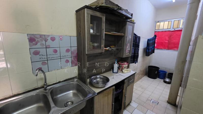 Apartment for Sale at Sri Gotong Apartment - Surendran Karapiah - Kitchen - PropertyGuru.com.my