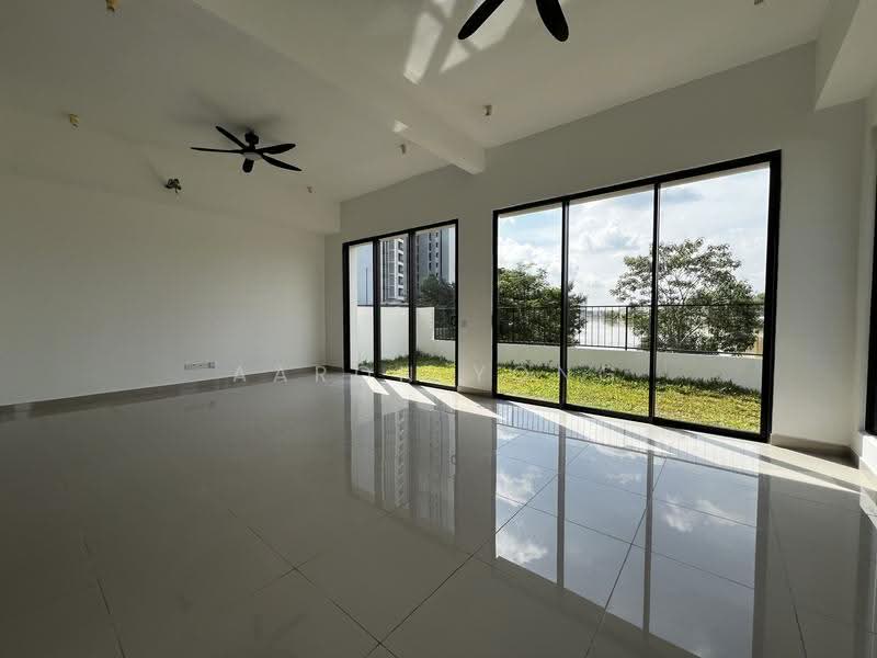 Rumah Berkembar untuk Dijual di Cyber 10 (Cyberjaya) - Aaron Yong - Living Room - PropertyGuru.com.my