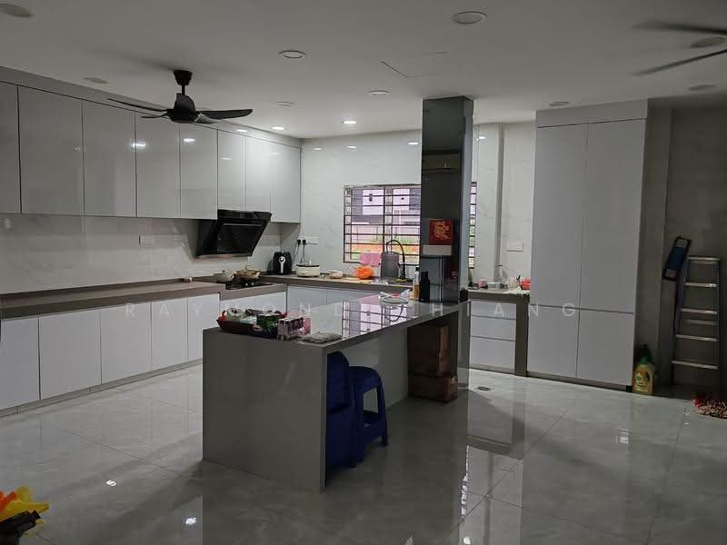 Rumah Teres 3-Tingkat untuk Dijual di Bandar Menjalara (Kuala Lumpur) - Raymond Chiang - Kitchen - PropertyGuru.com.my