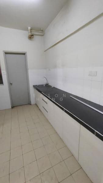 Kondominium untuk Disewa di Fortune Park (Suria Perdana) - Eason Hong - Kitchen - PropertyGuru.com.my
