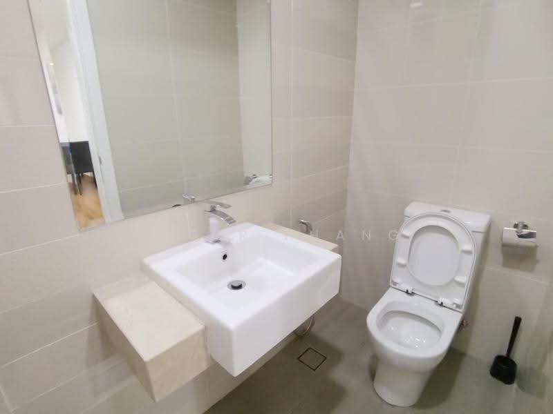 Service Residence for Sale at Serviced Residence @ Binjai 8 - Roger Phang - Bathroom - PropertyGuru.com.my