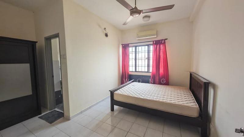 Pangsapuri untuk Disewa di Suria Damansara - Jane Wong - Bedroom - PropertyGuru.com.my
