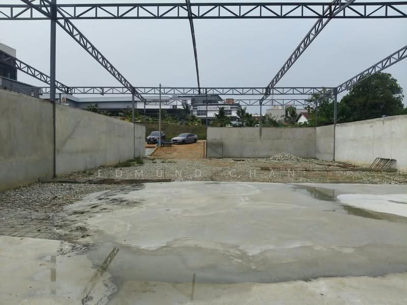 Gudang untuk Disewa di Kampung Pulau Meranti (Puchong) - Edmund Chan - Exterior - PropertyGuru.com.my