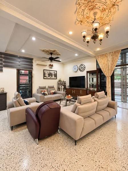 Rumah Teres 2-Tingkat untuk Dijual di Pantai Jerejak (Bayan Lepas) - Ooi Chee Khoon - Living Lounge - PropertyGuru.com.my