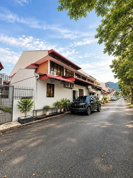 Rumah Teres 2-Tingkat untuk Dijual di Pantai Jerejak (Bayan Lepas) - Ooi Chee Khoon - Back Lane - PropertyGuru.com.my