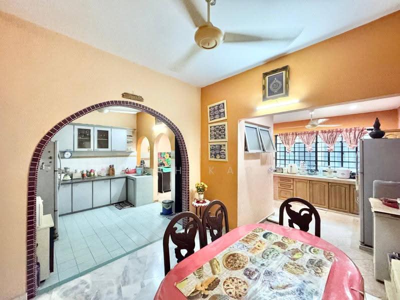 Rumah Teres 2-Tingkat untuk Dijual di Usj 11 (Subang Jaya) - Najah Kadir - Kitchen - PropertyGuru.com.my
