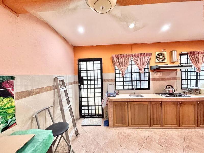 Rumah Teres 2-Tingkat untuk Dijual di Usj 11 (Subang Jaya) - Najah Kadir - Kitchen - PropertyGuru.com.my