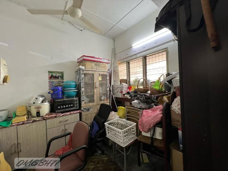 1-storey Terraced House for Sale in Taman Teluk Gedung Indah (Klang) - Elaine Tan - Interior - PropertyGuru.com.my