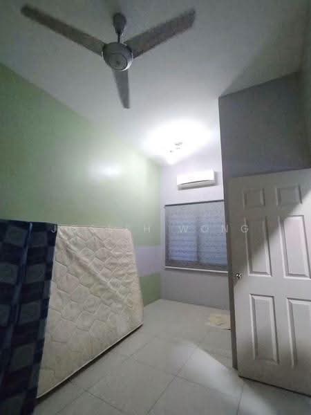 Semi-Detached House for Sale in Taman Sinfar (Ipoh) - Joseph Wong - Bedroom - PropertyGuru.com.my