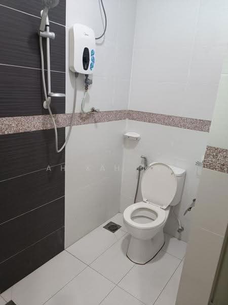 Kondominium untuk Disewa di Cornerstone Taiping Condominium - Ah Kah Ong - Bathroom - PropertyGuru.com.my