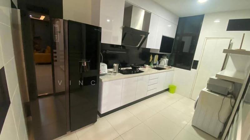 Service Residence for Sale at D'Summit Residences - Vincent Gian - Kitchen - PropertyGuru.com.my
