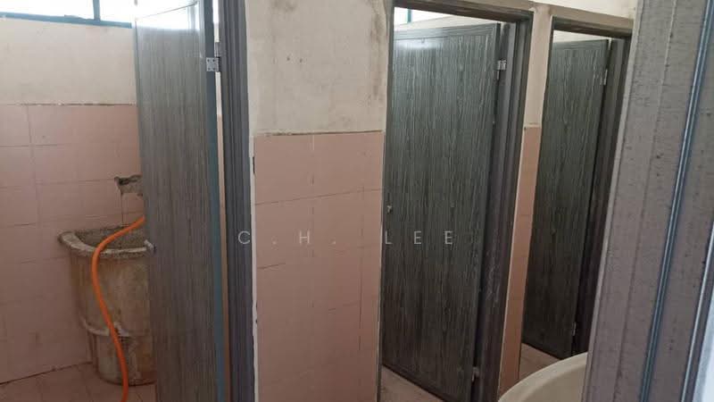Factory for Rent in Kulim (Kedah) - C.H. Lee - Bathroom - PropertyGuru.com.my
