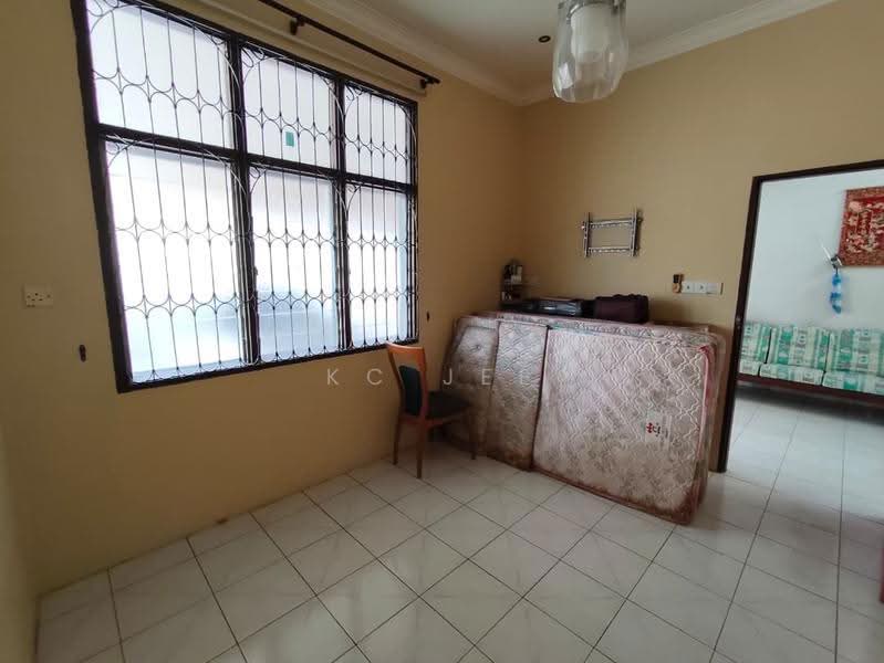1-storey Terraced House for Sale in Penrissen (Kuching) - KC Jee - PropertyGuru.com.my