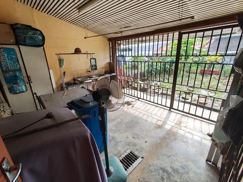 1-storey Terraced House for Sale in Penrissen (Kuching) - KC Jee - PropertyGuru.com.my