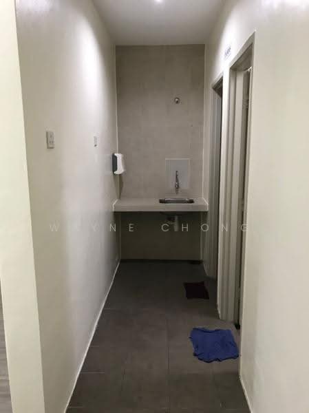 Shop for Rent in Petaling Jaya (Selangor) - Wayne Chong - Corridor - PropertyGuru.com.my