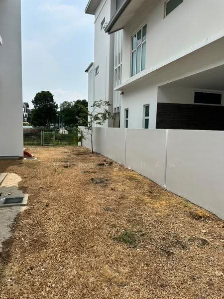 Bungalow House untuk Disewa di Senibong (Permas Jaya) - Shirley Haw - PropertyGuru.com.my