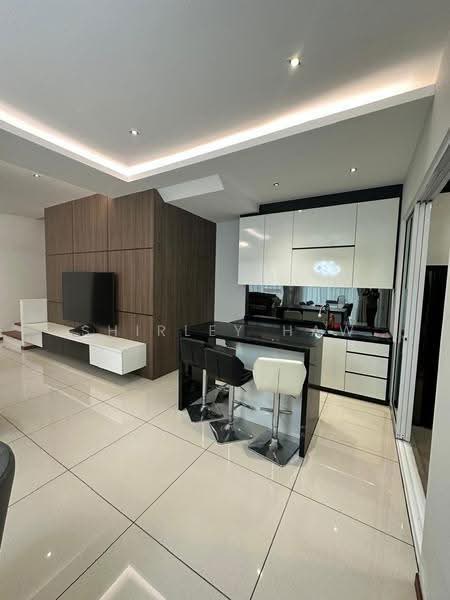 Rumah Berkembar untuk Disewa di Senibong (Permas Jaya) - Shirley Haw - Living Room - PropertyGuru.com.my