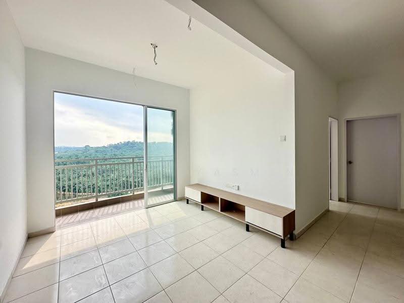 Kondominium untuk Dijual di Residensi Adelia 4 - Fikri Yasmin - Living Room - PropertyGuru.com.my