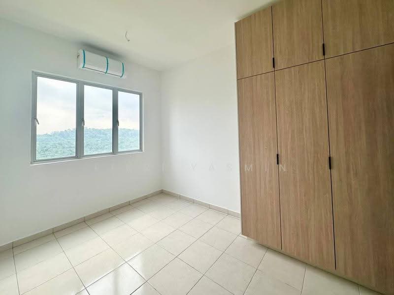 Kondominium untuk Dijual di Residensi Adelia 4 - Fikri Yasmin - Bedroom - PropertyGuru.com.my