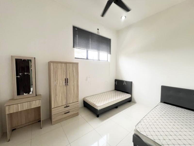 Rumah Berkembar untuk Dijual di Teluk Intan (Perak) - Kevin Chai - Bedroom - PropertyGuru.com.my