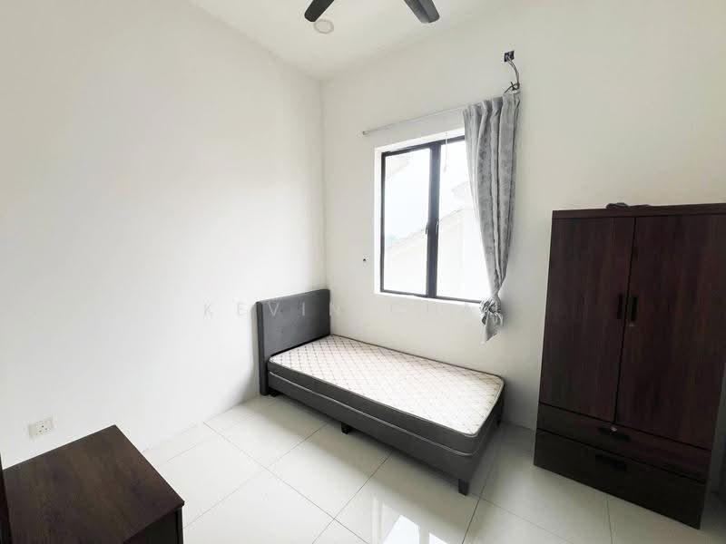 Rumah Berkembar untuk Dijual di Teluk Intan (Perak) - Kevin Chai - Bedroom - PropertyGuru.com.my