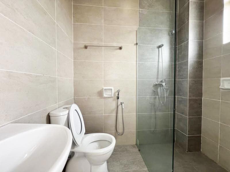 Rumah Berkembar untuk Dijual di Teluk Intan (Perak) - Kevin Chai - Bathroom - PropertyGuru.com.my