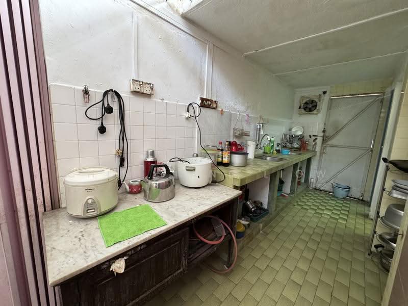 1-storey Terraced House for Sale in Ujong Pasir (Melaka) - Chin Siang Liow - Kitchen - PropertyGuru.com.my