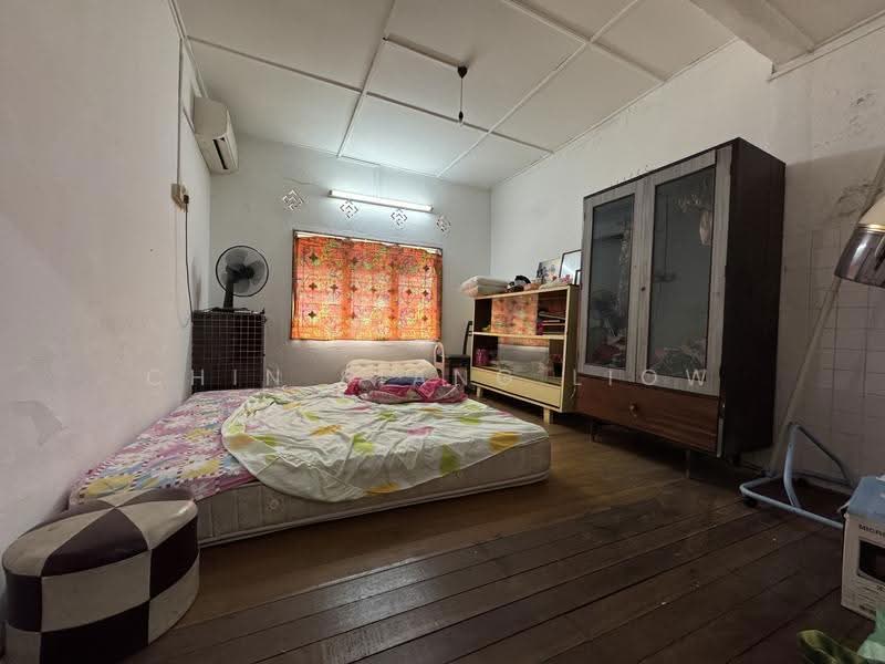 1-storey Terraced House for Sale in Ujong Pasir (Melaka) - Chin Siang Liow - Bedroom - PropertyGuru.com.my