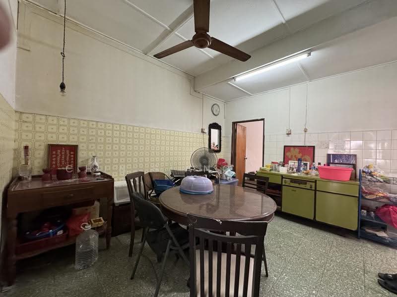 1-storey Terraced House for Sale in Ujong Pasir (Melaka) - Chin Siang Liow - Dining Room - PropertyGuru.com.my