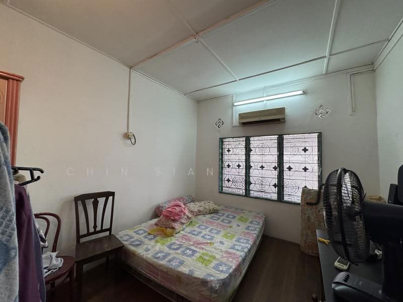1-storey Terraced House for Sale in Ujong Pasir (Melaka) - Chin Siang Liow - Bedroom - PropertyGuru.com.my