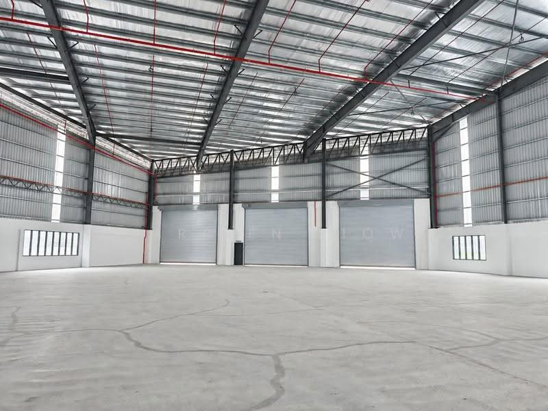 Factory for Rent in Taman Desa Cemerlang (Ulu Tiram) - Carrien Siow - Interior - PropertyGuru.com.my
