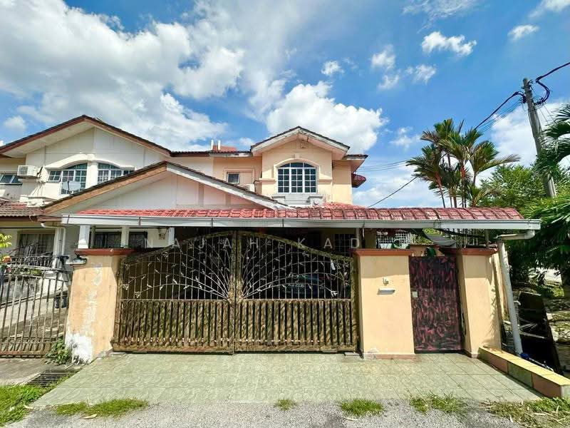 2-storey Terraced House for Sale in Bandar Damai Perdana (Cheras) - Najah Kadir - Exterior - PropertyGuru.com.my