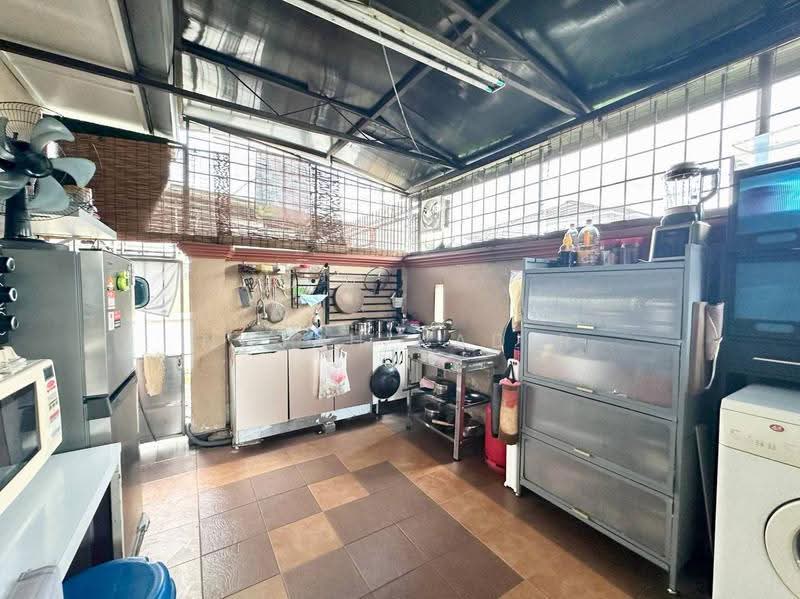 2-storey Terraced House for Sale in Bandar Damai Perdana (Cheras) - Najah Kadir - Kitchen - PropertyGuru.com.my
