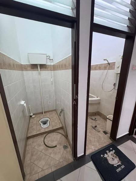 Rumah Teres 2-Tingkat untuk Dijual di Pulau Tikus (Penang) - Celine Cheah - Bathroom - PropertyGuru.com.my