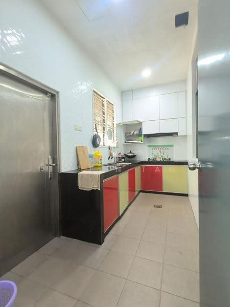 2-storey Terraced House for Rent in Johor Bahru (Johor) - Jaslyn Tan - Kitchen - PropertyGuru.com.my