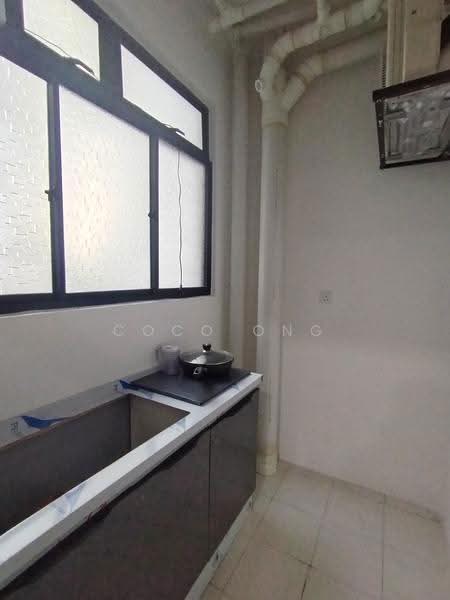 Condominium for Rent at Residensi Emas - Coco Ong - Kitchen - PropertyGuru.com.my