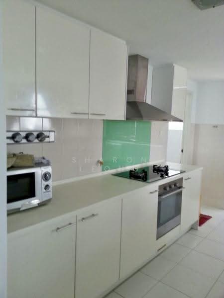 Kondominium untuk Dijual di The Saffron - Sharon Leong - Kitchen - PropertyGuru.com.my