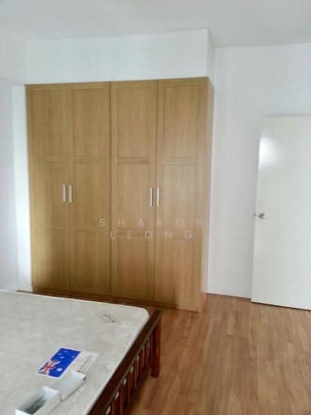 Kondominium untuk Dijual di The Saffron - Sharon Leong - Bedroom - PropertyGuru.com.my