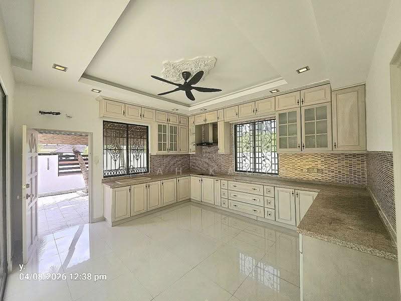 Bungalow House for Sale in Bandar Seri Putra (Bangi) - Najah Kadir - Kitchen - PropertyGuru.com.my
