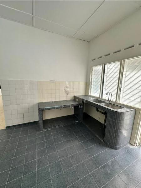 Rumah Teres 1-Tingkat untuk Dijual di Taman Universiti (Skudai) - Ewe Bee Leng - Kitchen - PropertyGuru.com.my