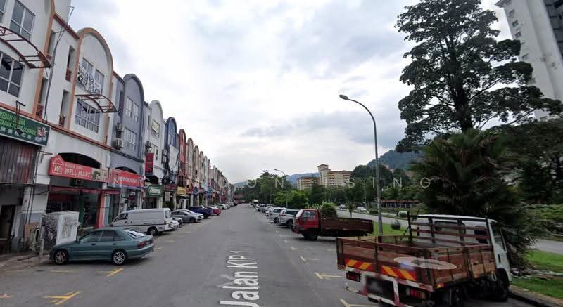 Shop for Rent in Kepong (Kuala Lumpur) - Ng Moon Tsing - Exterior - PropertyGuru.com.my