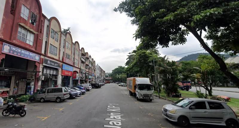 Shop for Rent in Kepong (Kuala Lumpur) - Ng Moon Tsing - Exterior - PropertyGuru.com.my