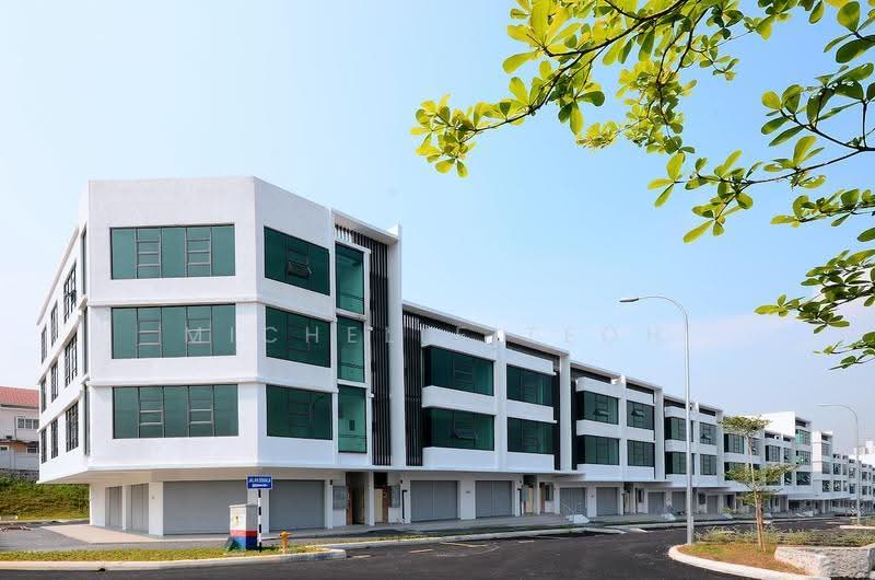 Shop for Sale in Seri Kembangan (Selangor) - Michelle Teoh - Exterior - PropertyGuru.com.my